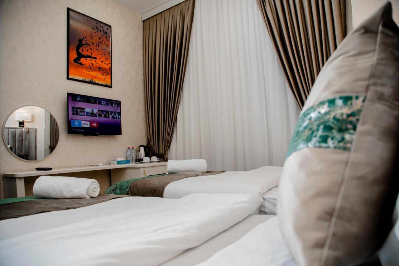 Essam Deluxe Hotel Baku Exterior photo